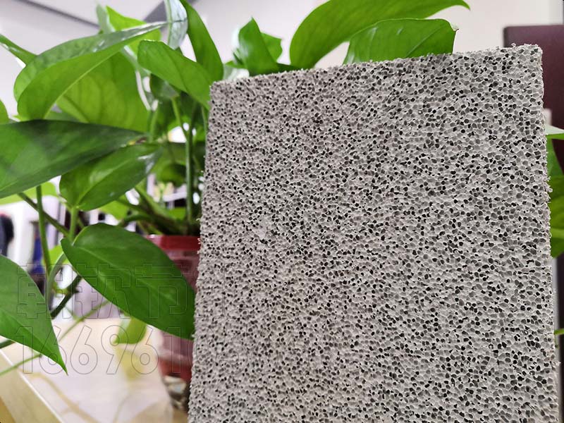 發(fā)泡水泥板